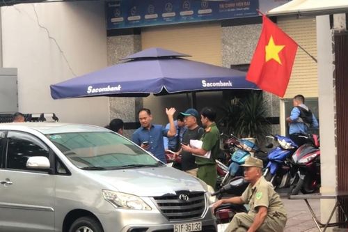 TP Hồ Chí Minh: Một ngân hàng ở Quận 8 nghi bị cướp bất thành
