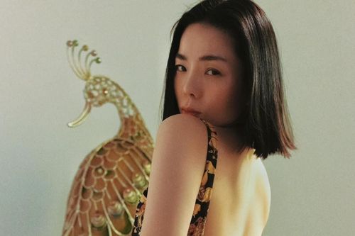 Lệ Quyên 'gây mê' với body cực nóng bỏng, Lâm Bảo Châu có bình luận gây chú ý