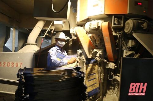 'Nhìn lại 2 năm thực hiện Chương trình Xây dựng Nông thôn mới' (Bài 6): Công ty Xi măng Long Sơn đồng hành xây dựng nông thôn mới trên địa bàn tỉnh