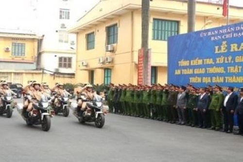 Hà Nội ra quân tổng kiểm tra, xử lý vi phạm về trật tự, an toàn giao thông