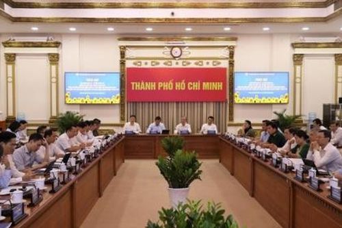Lãnh đạo Tp.HCM yêu cầu đánh giá lại việc thu thuế TNCN đối với công nhân mất việc