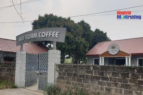 Người dân hai tỉnh Tuyên Quang, Yên Bái 'tố' trang trại bò Hồ Toản bốc mùi hôi thối