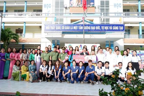 Nha khoa Việt Nga kiến tạo sức khỏe răng miệng thế hệ mới