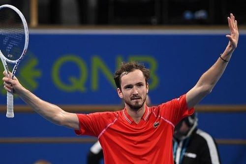 Medvedev đánh bại Djokovic tại bán kết ATP Dubai