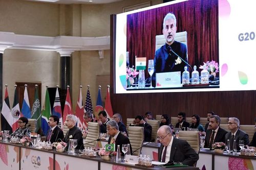 Tìm tiếng nói chung đối phó thách thức toàn cầu