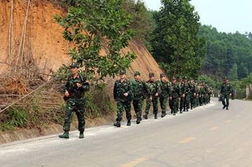 Phú Thọ luyện tập chuyển trạng thái sẵn sàng chiến đấu