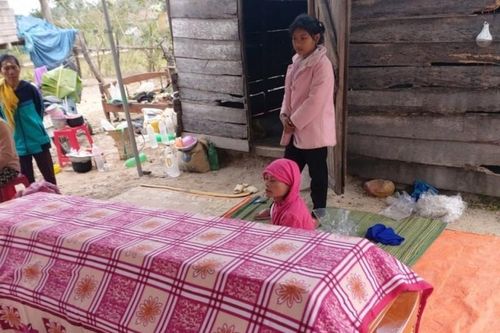 Gia Lai: Đi gùi nước, ba em nhỏ chết đuối thương tâm