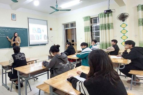 Hiệu trưởng đứng lớp thấu hiểu nhiều điều