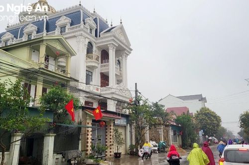 Người Nghệ ở Lào 'vượt bão' lạm phát