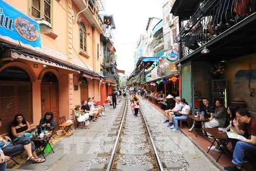 Tái diễn 'Cafe đường tàu' ở Hà Nội: Tình trạng 'bắt cóc bỏ đĩa' bao giờ mới chấm dứt?