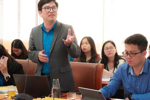 Công nhân mong 'đi làm đủ sống', có tích lũy phòng khi mất việc