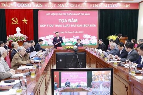 Chủ tịch Quốc hội Vương Đình Huệ chủ trì Tọa đàm góp ý dự thảo Luật Đất đai (sửa đổi)