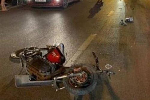 Tài xế xe ôm thiệt mạng khi tông vào đuôi xe đầu kéo