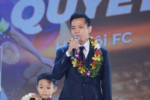 Chuyện của Quang Hải và Văn Quyết