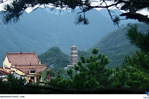 Tưng bừng đón Lễ hội Quán Thế Âm