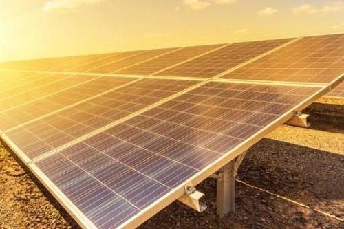 Năng lượng tái tạo của Saudi Arabia và UAE 'thống lĩnh' Trung Đông