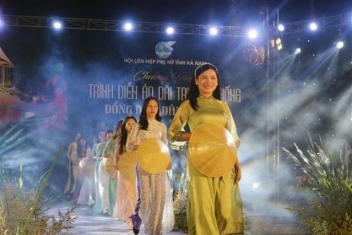 Duyên dáng phụ nữ Hà Nam 2023