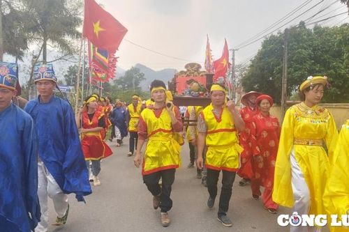 Phú Thọ: Độc đáo lễ rước Thánh, rước Văn tại Hội Đình Thủ Rồng