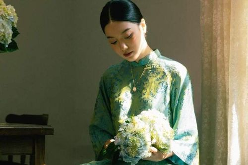Những nhà may áo dài trăm năm trên phố cổ Hà Nội