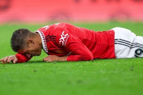 MU nhận tin xấu về Raphael Varane trước đại chiến Liverpool