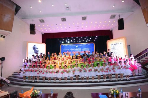 Chương trình giao lưu nghệ thuật 'Dấu son ngời' kỷ niệm 77 năm ngày ký hiệp định Sơ bộ Việt – Pháp
