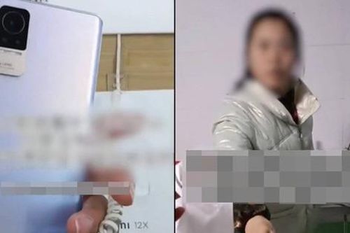 Con trai dồn hết tiền mua quà tặng mẹ, ai ngờ lại khiến gia đình rối loạn
