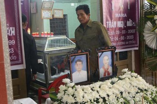 3 người trong một nhà đuối nước tại giếng làng: Xót xa cảnh 'người đầu bạc tiễn kẻ đầu xanh'
