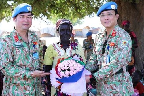 Bác sĩ 'mũ nồi xanh' Việt Nam tổ chức ngày 8/3 cho phụ nữ Nam Sudan