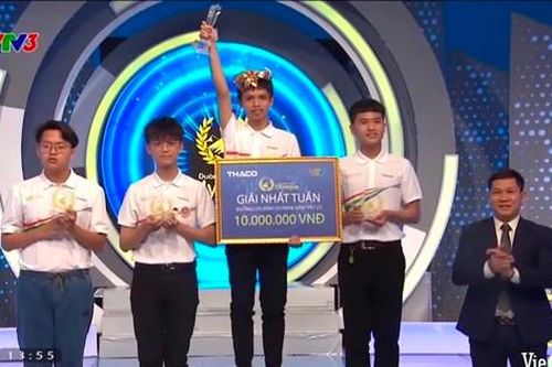 Nam sinh Thừa Thiên - Huế giành vòng nguyệt quế Đường Lên Đỉnh Olympia với 330 điểm