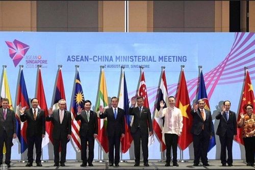 ASEAN và Trung Quốc mong muốn sớm hoàn tất Bộ Quy tắc ứng xử trên Biển Đông (COC)