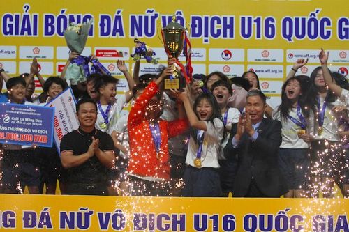 Phong Phú Hà Nam vô địch giải bóng đá nữ U16 quốc gia