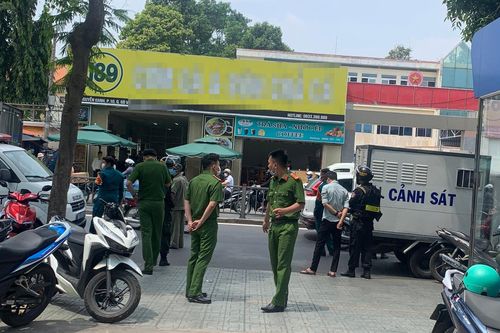 Cảnh sát phong tỏa, khám xét Công ty F88 ở TP.HCM