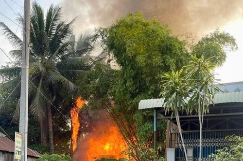 An Giang: Cháy 2 căn nhà khiến 1 người tử vong