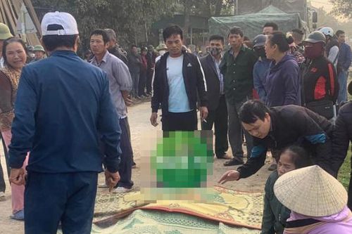 3 mẹ con tử vong sau va chạm với xe tải ở Nghệ An