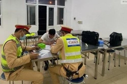 Phạt gần 40 triệu đồng tài xế sử dụng ma túy lái xe trên cao tốc