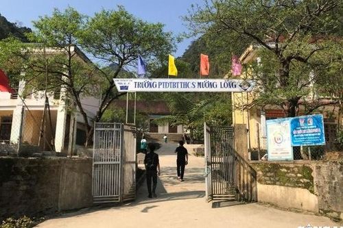 Nhiều học sinh miền núi Nghệ An nghỉ học để... lập gia đình