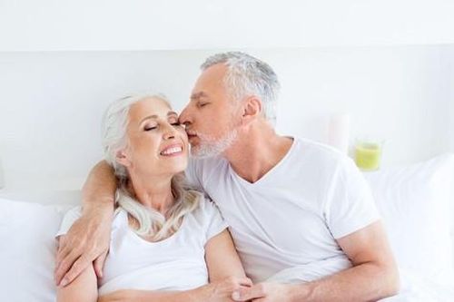 Tăng sex, giảm nguy cơ nhồi máu cơ tim