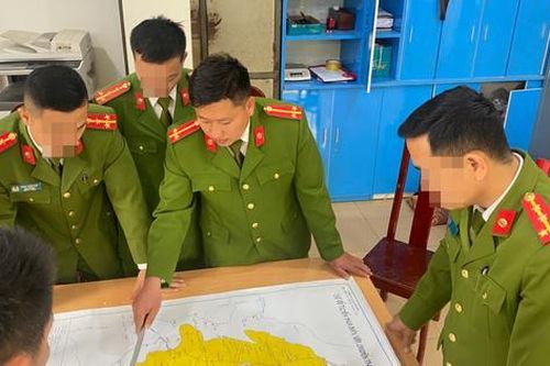 Trung úy người Mông vượt lên nghịch cảnh