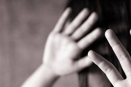Sợ bí mật quá khứ bị lộ, thiếu nữ nhiều lần tìm đến cái chết