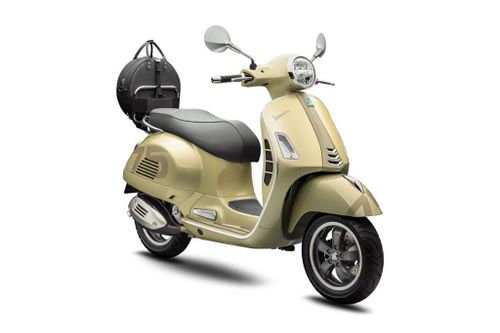 Bảng giá xe Vespa tháng 3/2023: Quà tặng 'khủng'