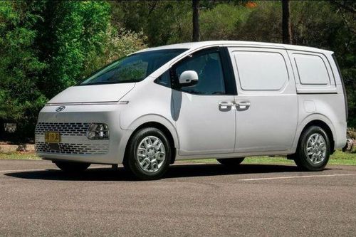 Hyundai Staria có thêm phiên bản dùng động cơ diesel