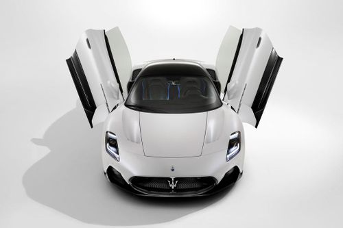 Bảng giá xe Maserati tháng 3/2023