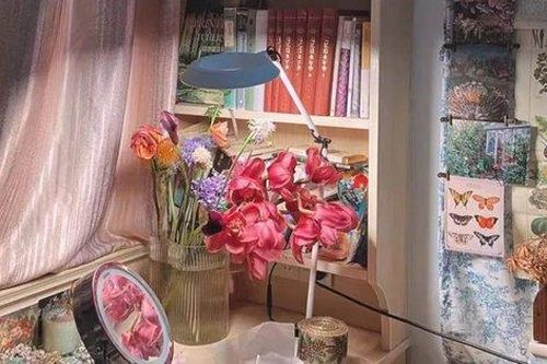 Chiêm ngưỡng cuộc sống tinh tế của 5 cô gái theo đuổi chủ nghĩa tối đa, nhiều đồ đạc