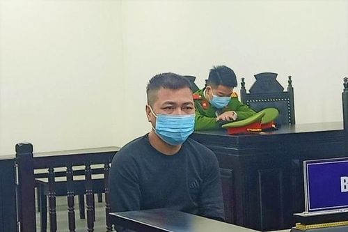Lĩnh án 20 năm tù vì mua xăng đốt người tình vì muốn 'hóa vàng hết'