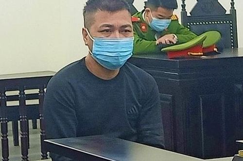 Cuồng yêu dùng xăng đốt người tình, lĩnh 20 năm tù