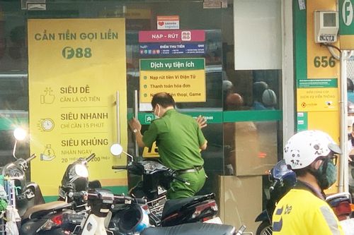 Công an TP.HCM đồng loạt khám xét nhiều chi nhánh Công ty F88