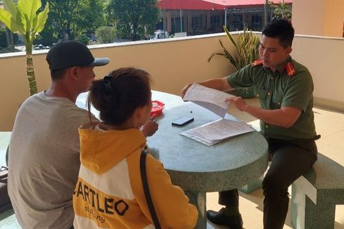 Xử phạt người mạo danh lãnh đạo gửi hoa chúc mừng khai trương quán