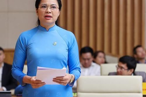 Phụ nữ không ngừng rèn luyện, cống hiến, lao động, sáng tạo để vươn lên trong cuộc sống