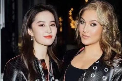 'Thần tiên tỷ tỷ' đọ sắc cùng 'nữ hoàng tuyết' làm 'dậy sóng' cộng đồng mạng Hoa ngữ