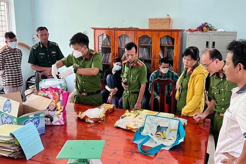 An Giang: Khen thưởng lực lượng phá vụ vận chuyển 18,6kg ma túy qua biên giới